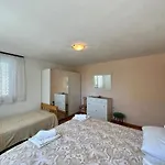 Mona Apartamento *