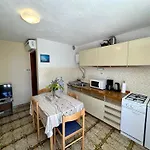Apartamento Mona *