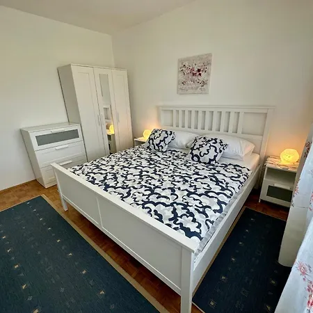 Mona Apartment Dramalj