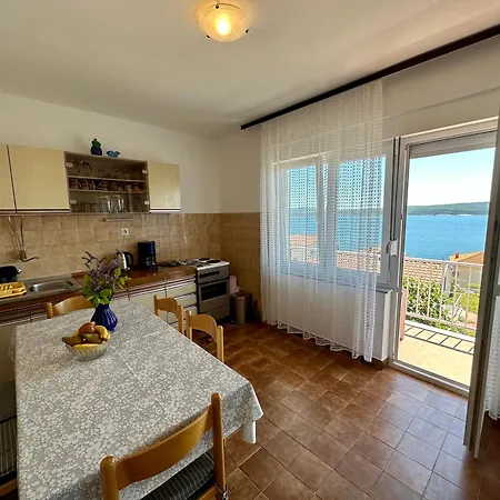 Apartment Mona
