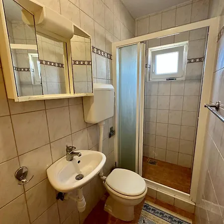 דירה Mona דראמליי