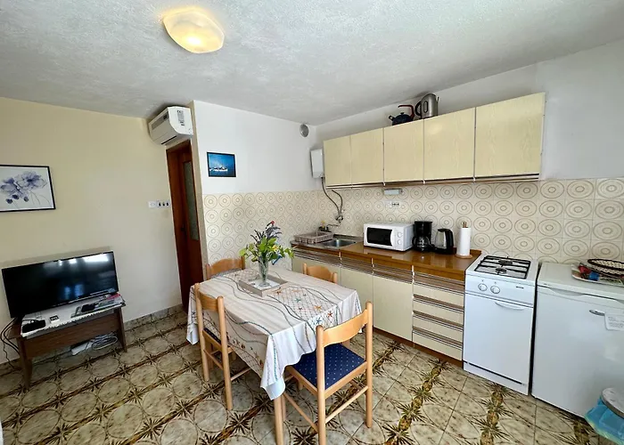 Mona アパート ドラマリ