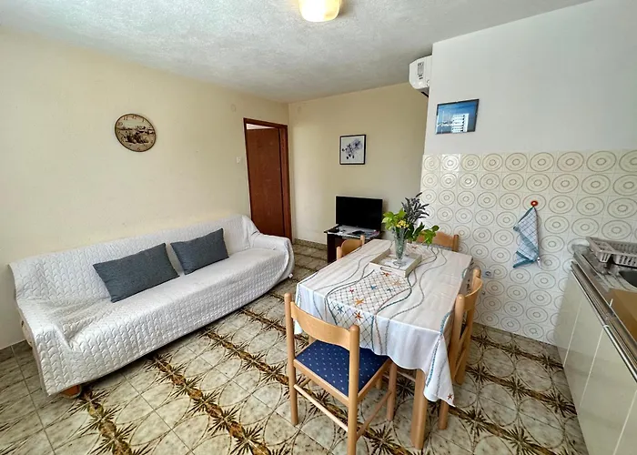 Mona アパート ドラマリ