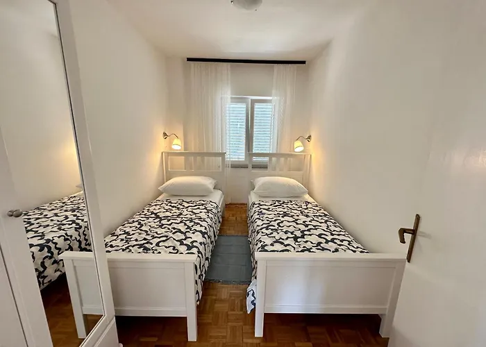 Mona アパート ドラマリ